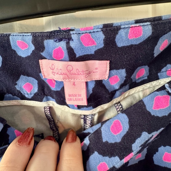 LILLY PULITZER Luxury Capris Spotted Pink and Purple - Picture 8 of 8